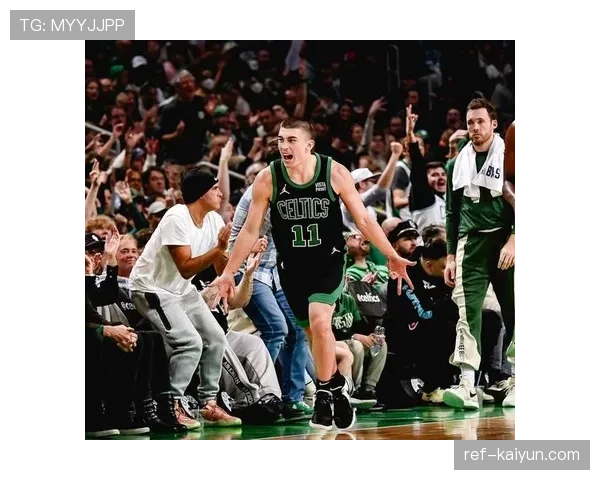 凯尔特人半场领先雄鹿15分，霍乐迪对位霍勒迪成比赛转折点